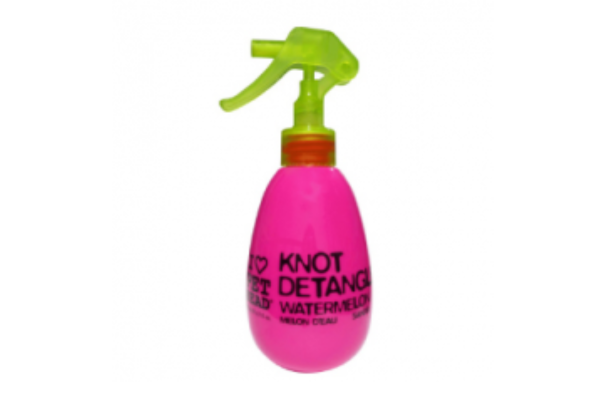I love pet head knot detangler for dogs curls and grooming nz
